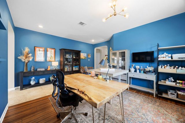 901 Mahomet DR, Pflugerville, TX 78660