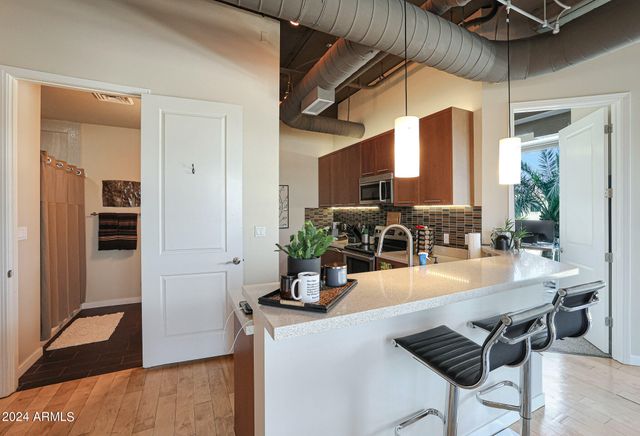 1 E LEXINGTON Avenue 304, Phoenix, AZ 85012