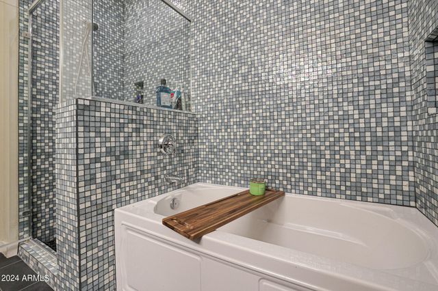1 E LEXINGTON Avenue 304, Phoenix, AZ 85012