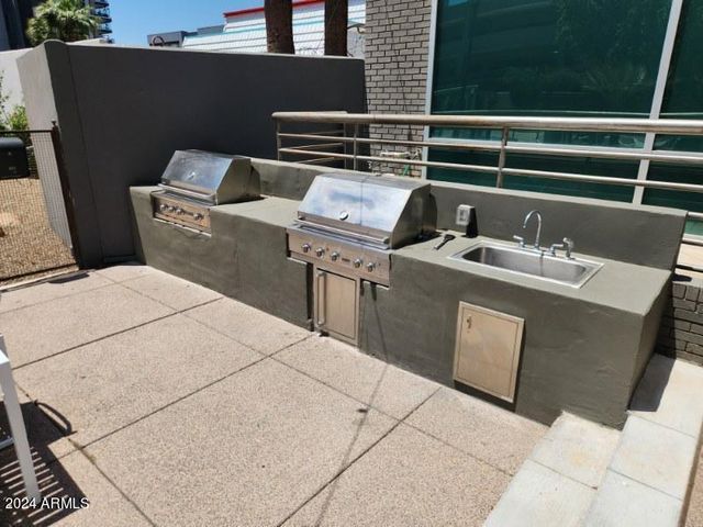 1 E LEXINGTON Avenue 304, Phoenix, AZ 85012