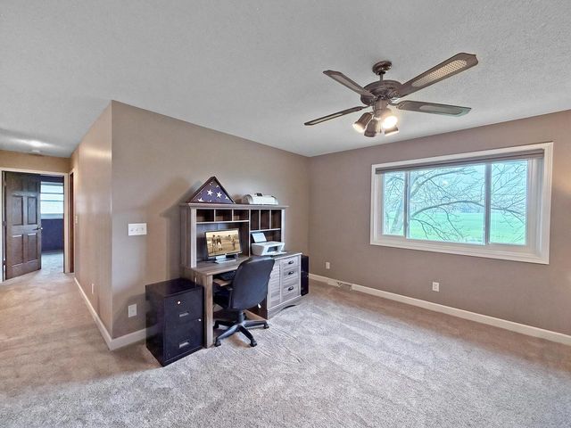 1525 Puritan ROAD, New Holstein, WI 53061