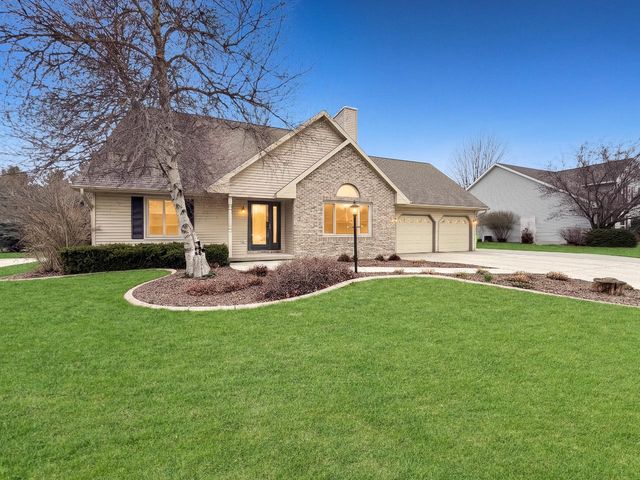 1525 Puritan ROAD, New Holstein, WI 53061
