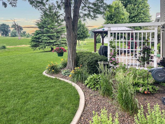 1525 Puritan ROAD, New Holstein, WI 53061