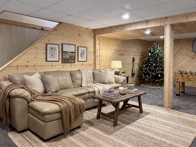 1525 Puritan ROAD, New Holstein, WI 53061