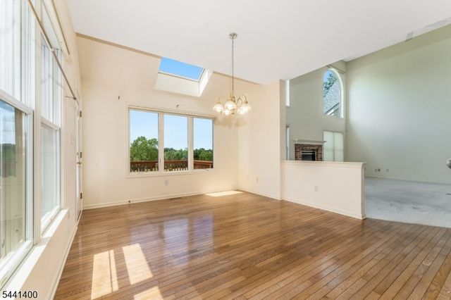 3 Stark Ct, Raritan Twp., NJ 08551