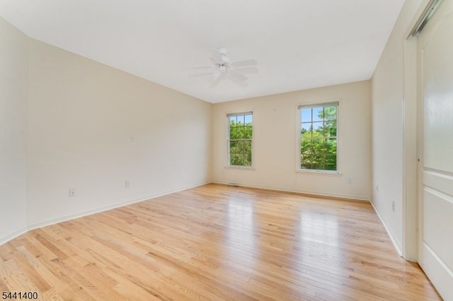3 Stark Ct, Raritan Twp., NJ 08551