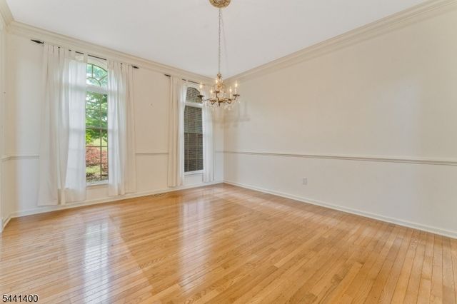 3 Stark Ct, Raritan Twp., NJ 08551