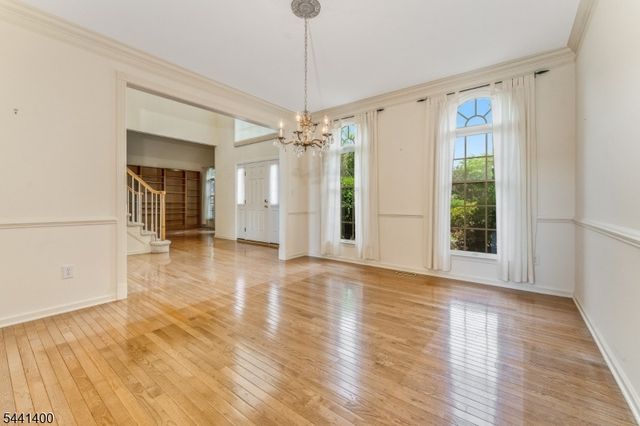 3 Stark Ct, Raritan Twp., NJ 08551