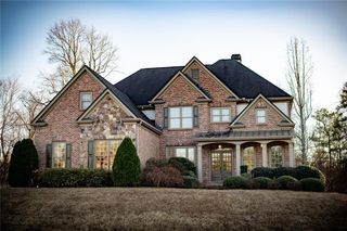 5011 Glen Forrest Drive, Flowery Branch, GA 30542