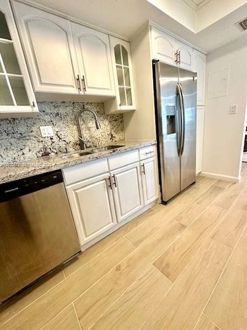 20840 San Simeon Way 204, Miami, FL 33179