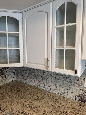 20840 San Simeon Way 204, Miami, FL 33179