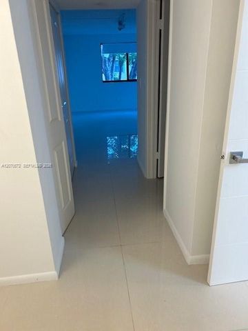20840 San Simeon Way 204, Miami, FL 33179