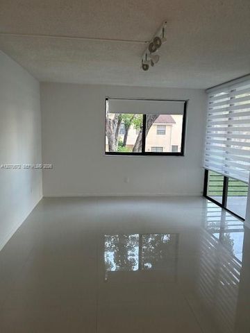 20840 San Simeon Way 204, Miami, FL 33179