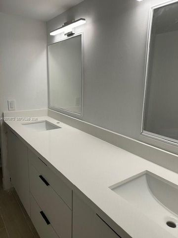 20840 San Simeon Way 204, Miami, FL 33179