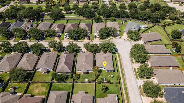 6707 River Ridge Lane, Dickinson, TX 77539