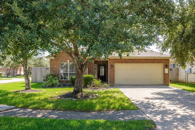 6707 River Ridge Lane, Dickinson, TX 77539