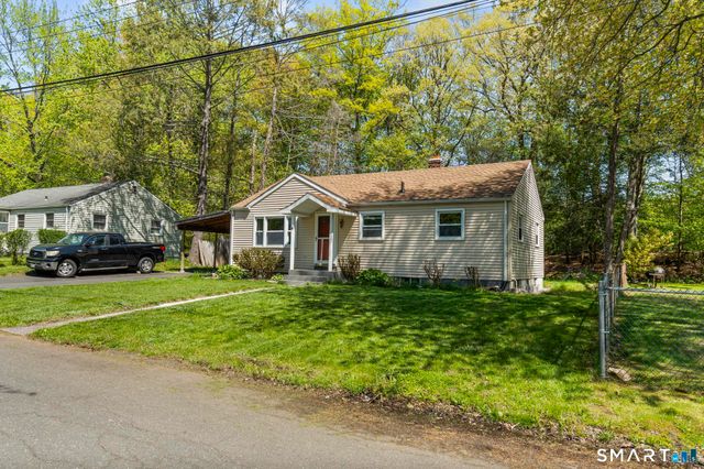 4 Mayfair Road, Bloomfield, CT 06002