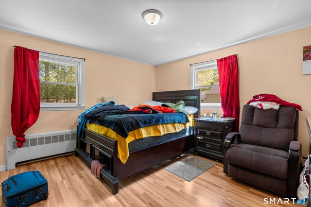 4 Mayfair Road, Bloomfield, CT 06002