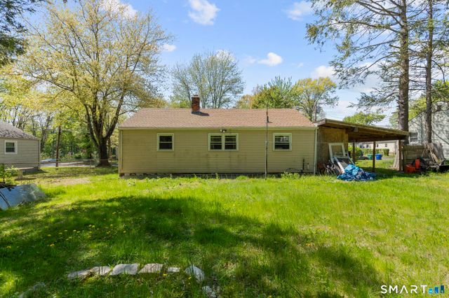 4 Mayfair Road, Bloomfield, CT 06002