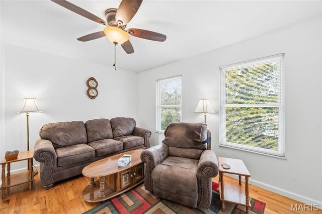 1219 Derbyshire Drive, Manchester, MO 63021