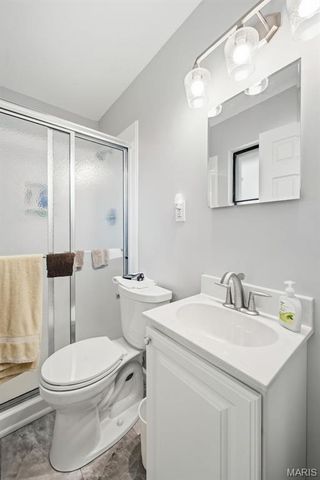 1219 Derbyshire Drive, Manchester, MO 63021