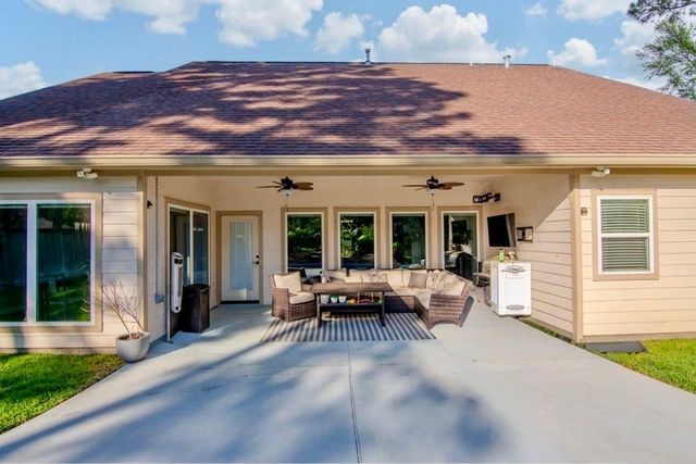 7422 Ponderosa Drive, Magnolia, TX 77354