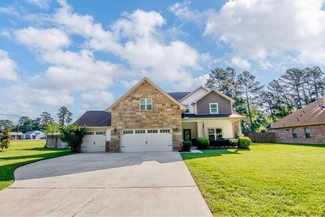 7422 Ponderosa Drive, Magnolia, TX 77354