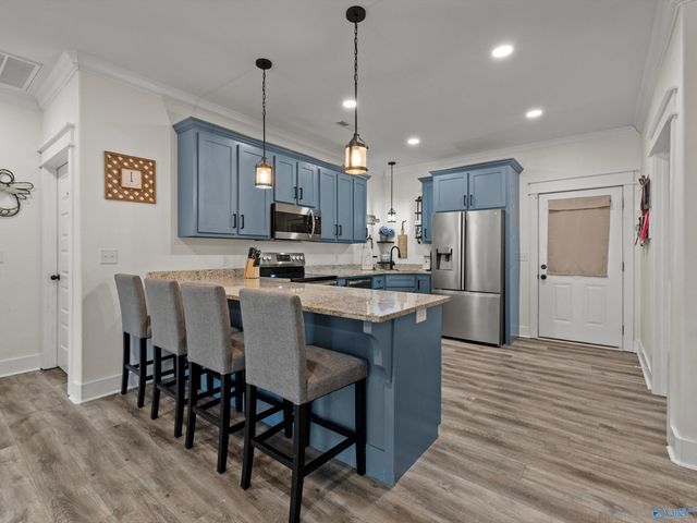 310 4th Street NW, Arab, AL 35016