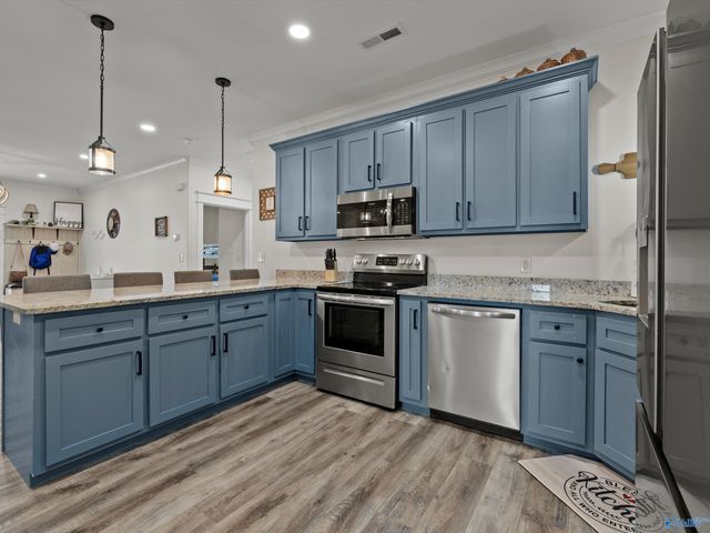 310 4th Street NW, Arab, AL 35016