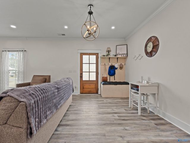 310 4th Street NW, Arab, AL 35016