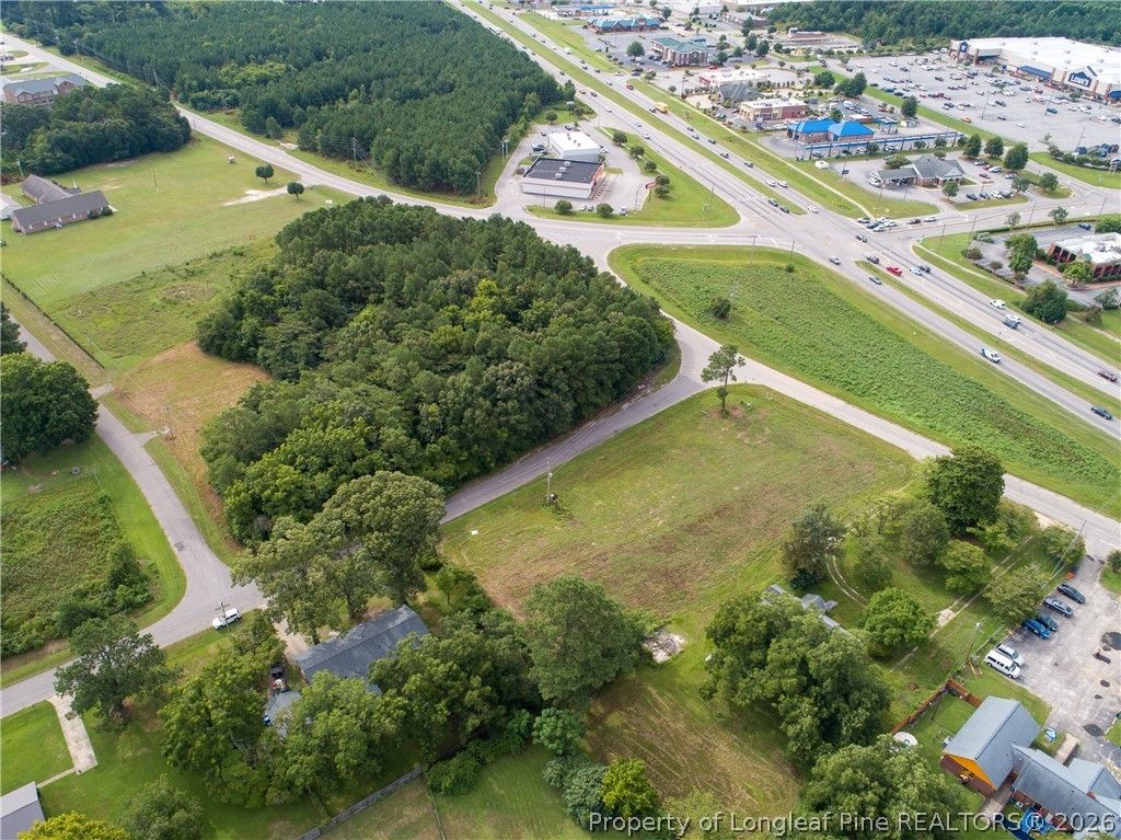 1631 FERNDALE Drive, Fayetteville, NC 28314 — exterior
