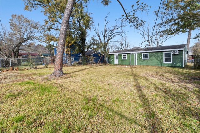 5914 Southcrest St Street, Houston, TX 77033