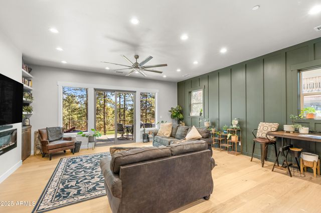 4180 S LARIAT Loop, Flagstaff, AZ 86005