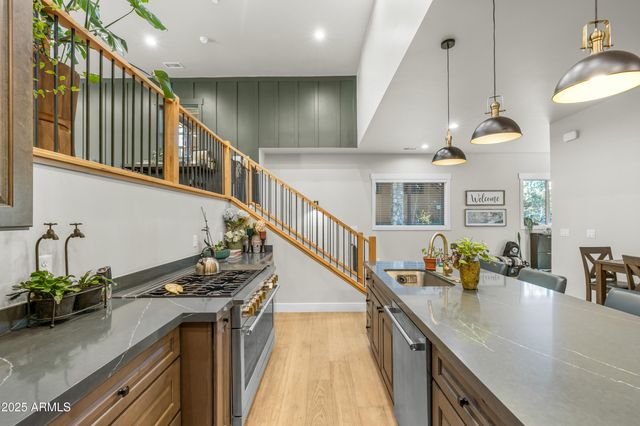 4180 S LARIAT Loop, Flagstaff, AZ 86005