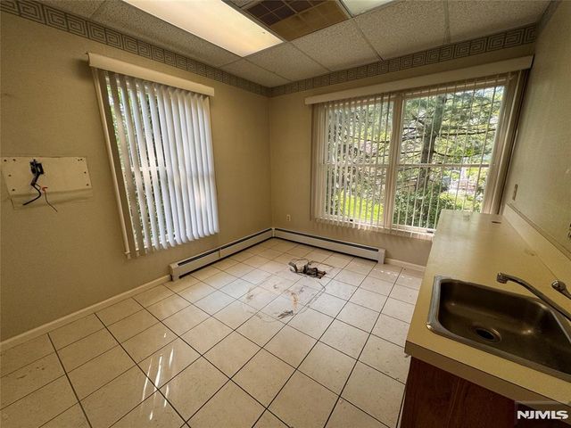 88 W Ridgewood 1R, Ridgewood, NJ 07450