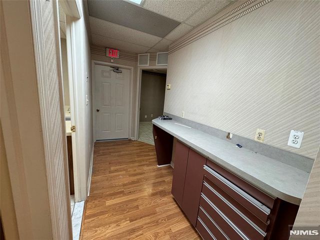 88 W Ridgewood 1R, Ridgewood, NJ 07450