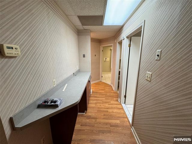 88 W Ridgewood 1R, Ridgewood, NJ 07450