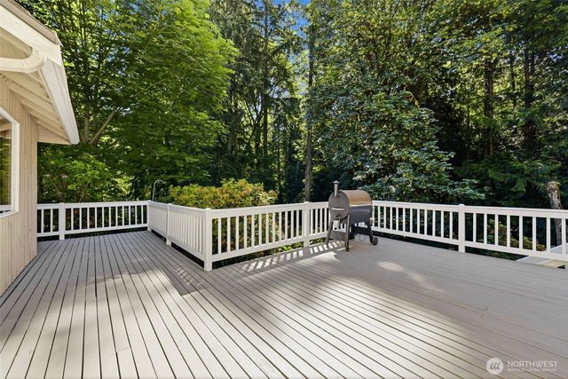 14330 178th Lane NE, Woodinville, WA 98072