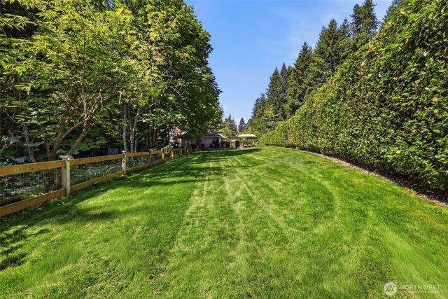 14330 178th Lane NE, Woodinville, WA 98072