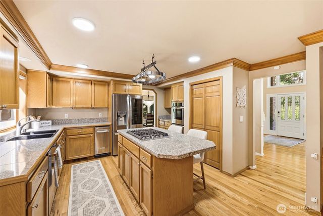 14330 178th Lane NE, Woodinville, WA 98072