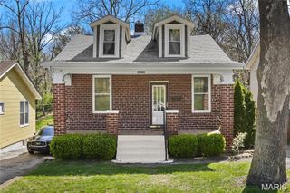 2230 Northbury Lane, St Louis, MO 63114