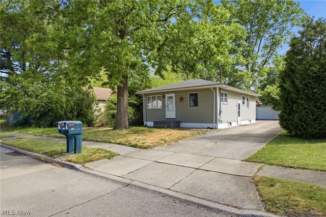 1585 Norledge Road, Akron, OH 44305
