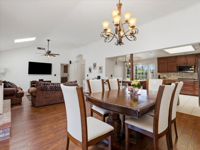 5291 W Spruce Avenue, Fresno, CA 93722