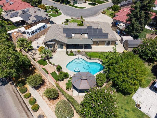 5291 W Spruce Avenue, Fresno, CA 93722
