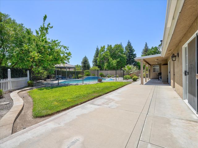 5291 W Spruce Avenue, Fresno, CA 93722