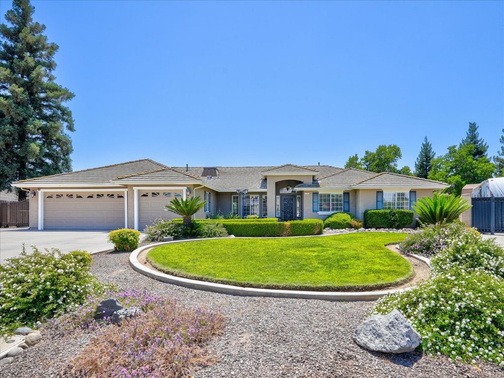 5291 W Spruce Avenue, Fresno, CA 93722