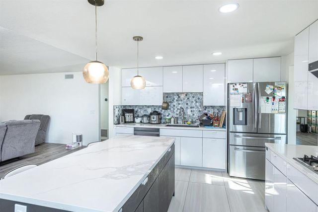 1751 Coltridge Ln, Bonita, CA 91902