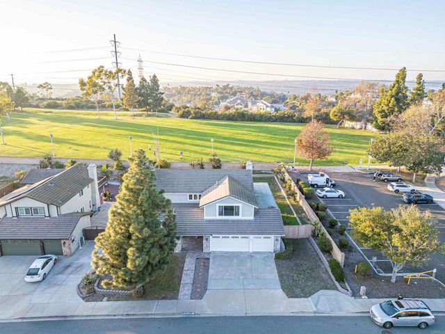 1751 Coltridge Ln, Bonita, CA 91902