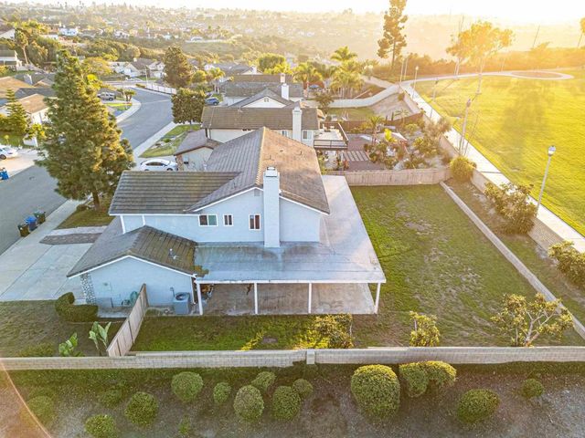 1751 Coltridge Ln, Bonita, CA 91902