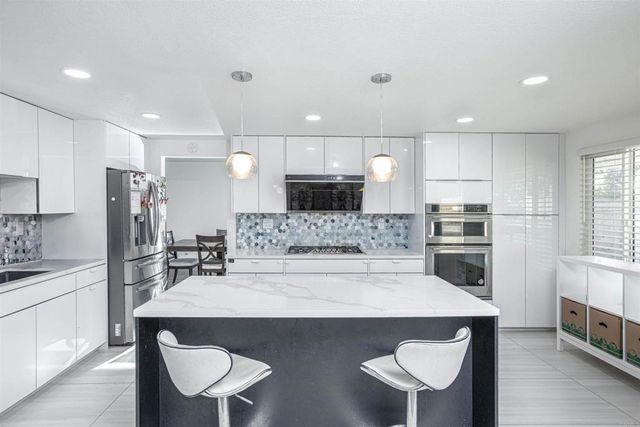 1751 Coltridge Ln, Bonita, CA 91902